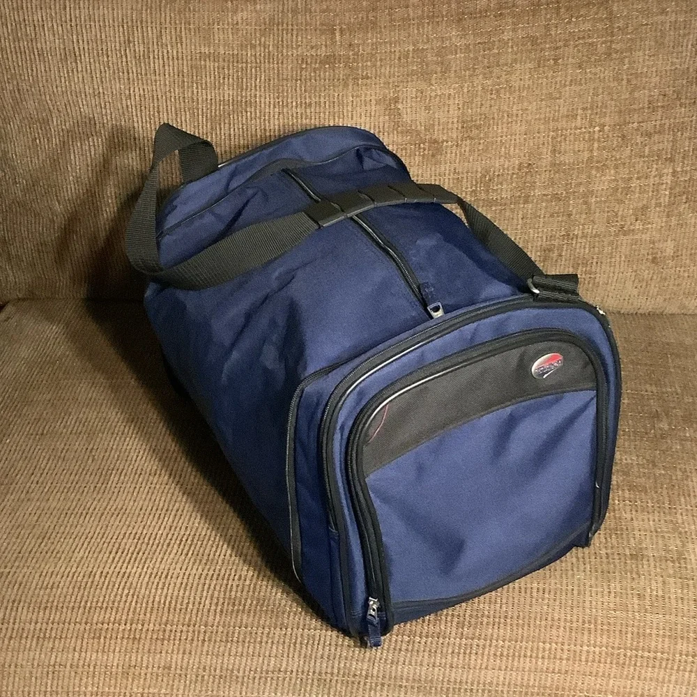 American Tourister Navy collapsible duffle bag